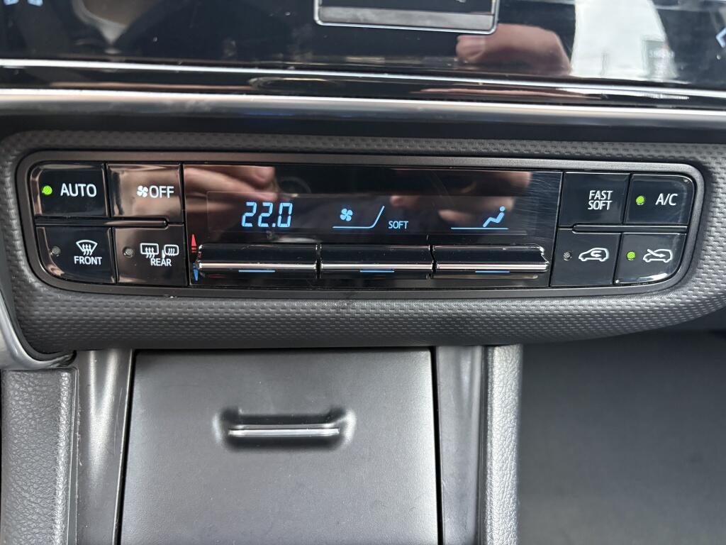 Toyota Auris 1.3 Now | Trekhaak | Bluetooth | Climate control | - Image 19