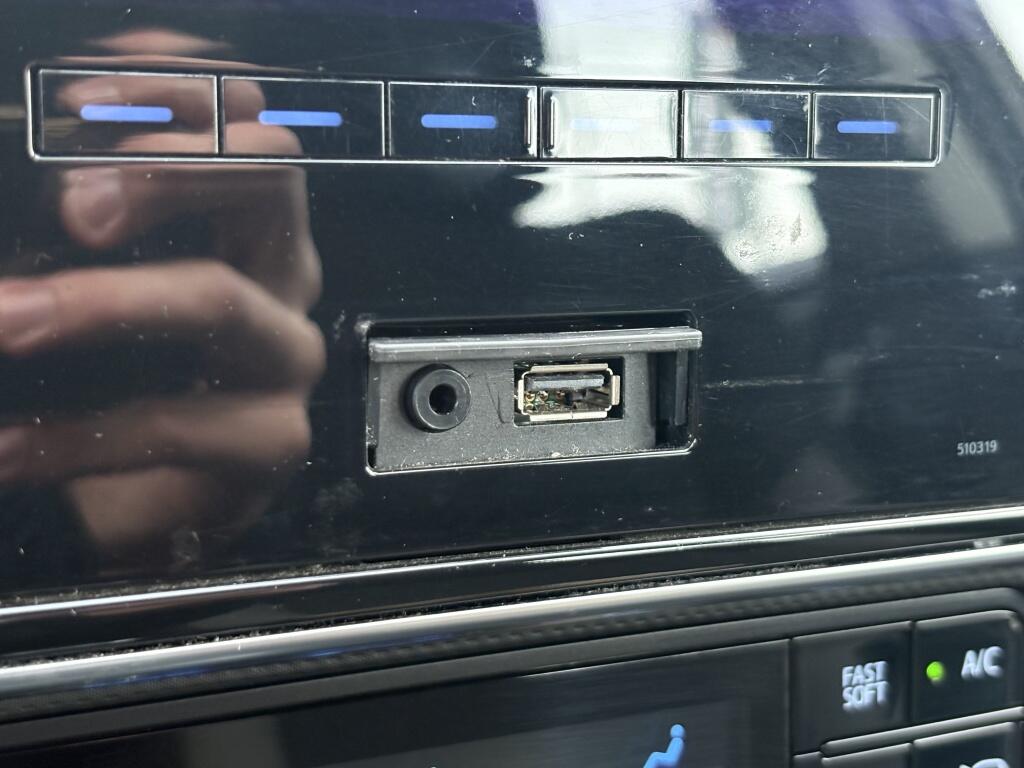 Toyota Auris 1.3 Now | Trekhaak | Bluetooth | Climate control | - Image 20