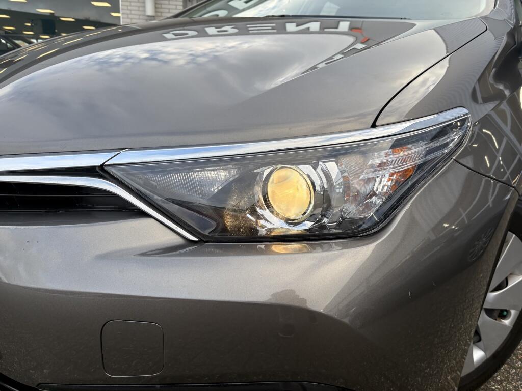 Toyota Auris 1.3 Now | Trekhaak | Bluetooth | Climate control | - Image 32