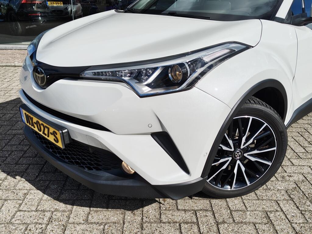 Toyota C-HR 1.2 Executive | Keyless Entry/Start | Sensoren v/a | Navi | Stoelverwarming - Image 2