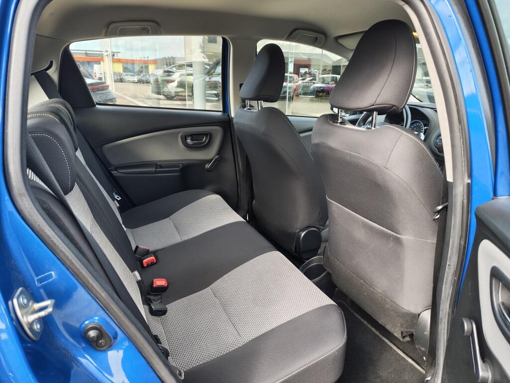 Toyota Yaris 1.5 Hybrid Design | Keyless Start | Airco | Radio | El. Climate - Image 28