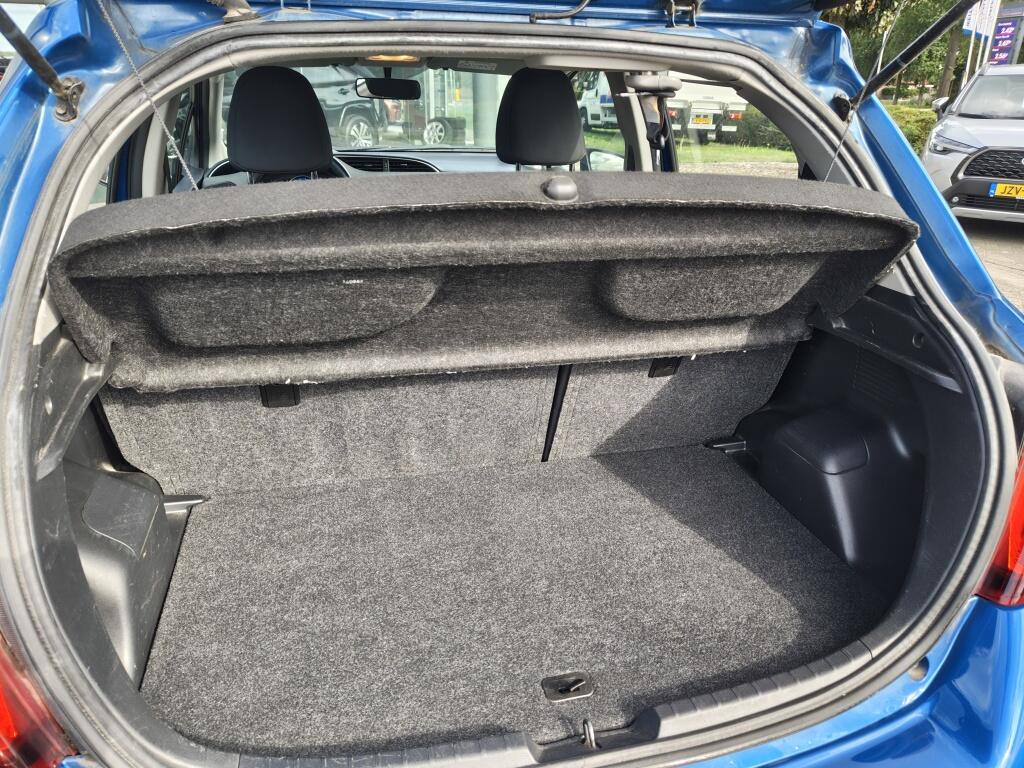 Toyota Yaris 1.5 Hybrid Design | Keyless Start | Airco | Radio | El. Climate - Image 30