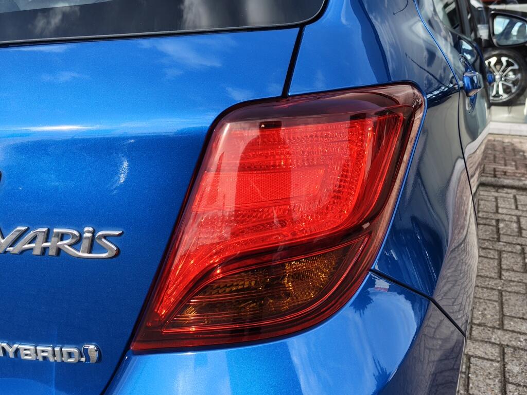 Toyota Yaris 1.5 Hybrid Design | Keyless Start | Airco | Radio | El. Climate - Image 34