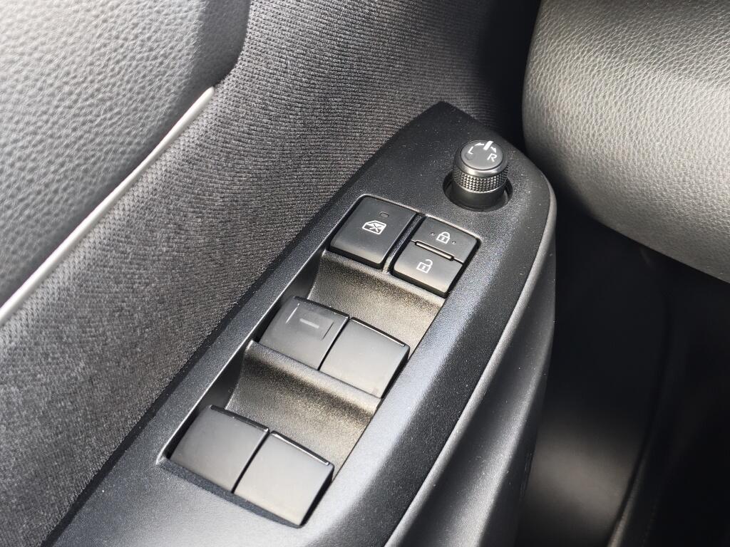 Toyota Yaris Cross 1.5 Hybrid 115 Dynamic | Sensoren v/a | Navi | Stoelverwarming | - Image 23