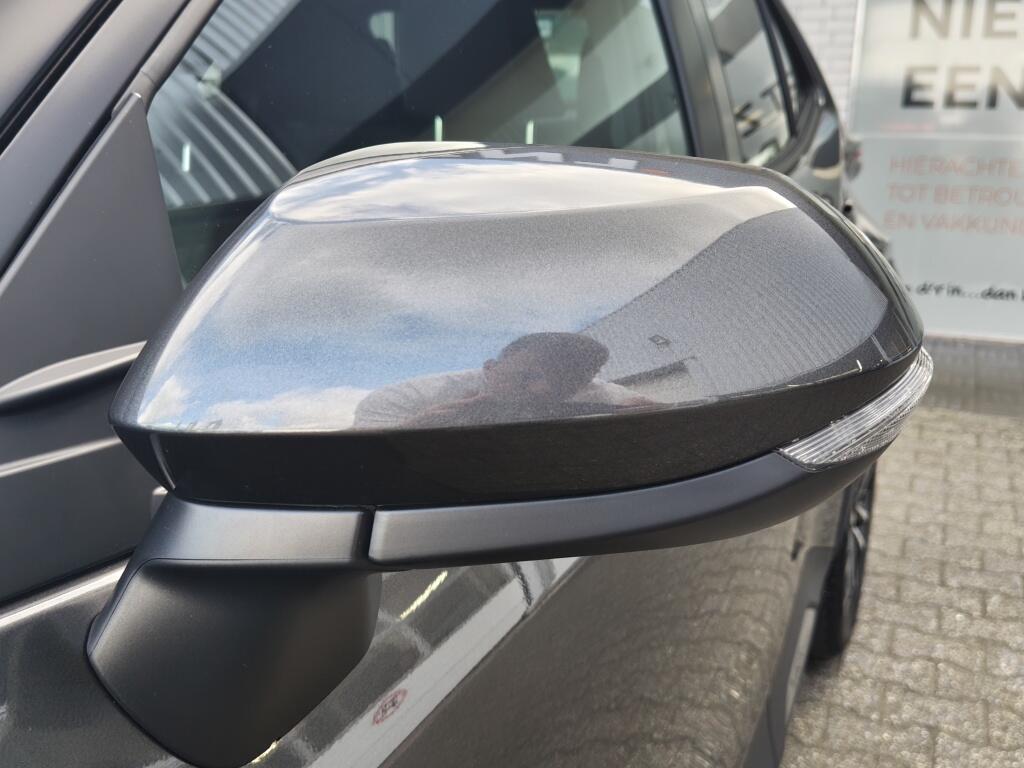Toyota Yaris Cross 1.5 Hybrid 115 Dynamic | Sensoren v/a | Navi | Stoelverwarming | - Image 36
