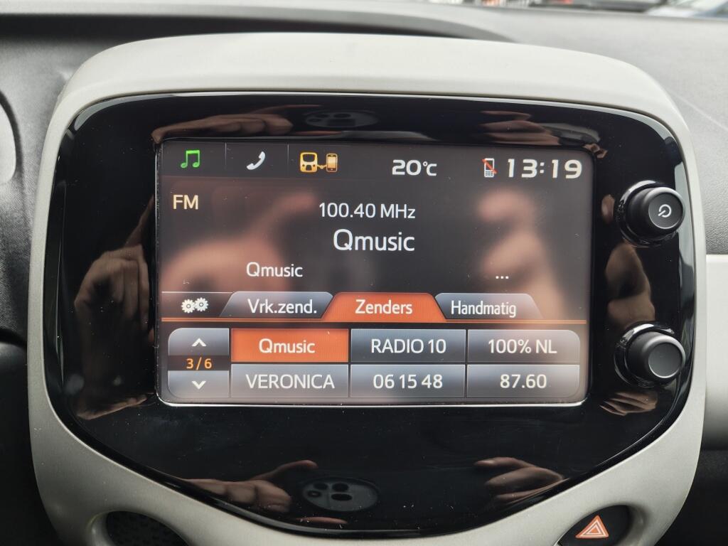 Toyota Aygo 1.0 VVT-i x-play | NL Auto | Airco | Dealer Onderhouden | - Image 14