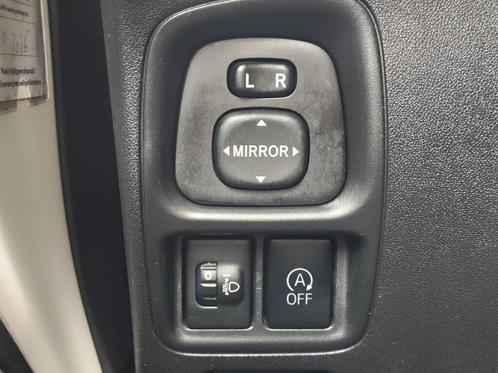 Toyota Aygo 1.0 VVT-i x-play | NL Auto | Airco | Dealer Onderhouden | - Image 21