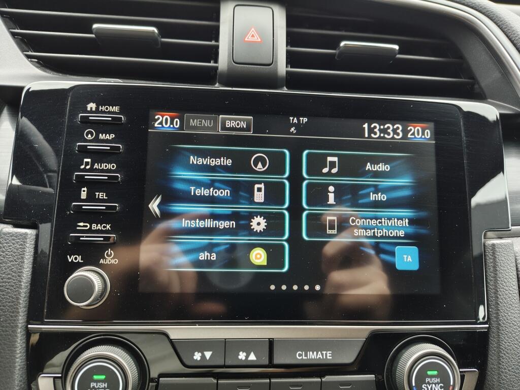 Honda Civic 1.0 i-VTEC Elegance | Automaat | Trekhaak | Sensoren v/a | Stoelverwarming - Image 16
