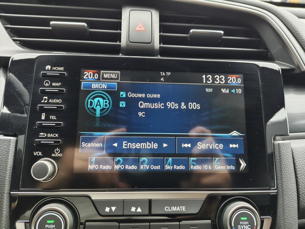 Honda Civic 1.0 i-VTEC Elegance | Automaat | Trekhaak | Sensoren v/a | Stoelverwarming - Image 17