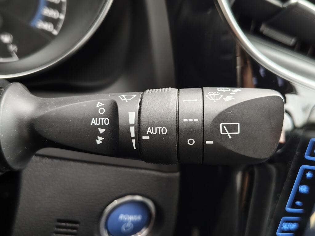 Toyota Auris Touring Sports 1.8 Hybrid Business Plus | All Season | Trekhaak | Sensoren v/a | Stoelver - Image 13