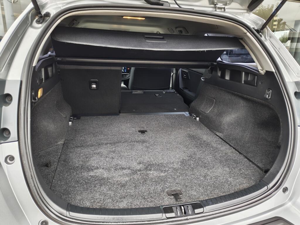 Toyota Auris Touring Sports 1.8 Hybrid Business Plus | All Season | Trekhaak | Sensoren v/a | Stoelver - Image 35