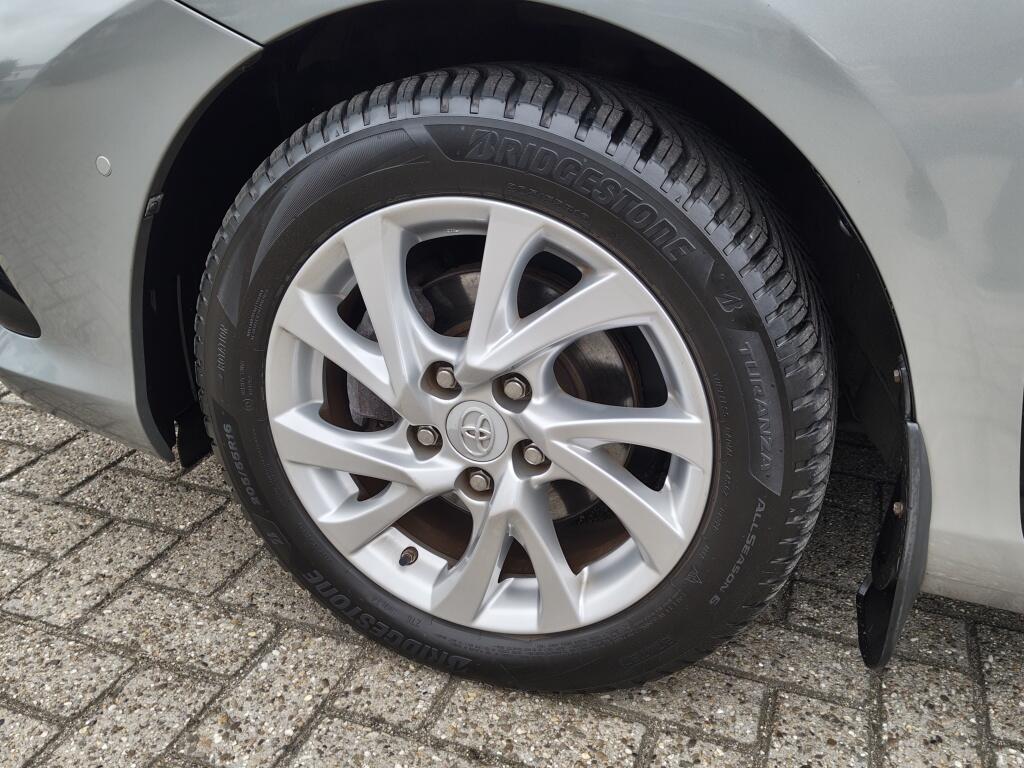 Toyota Auris Touring Sports 1.8 Hybrid Business Plus | All Season | Trekhaak | Sensoren v/a | Stoelver - Image 39