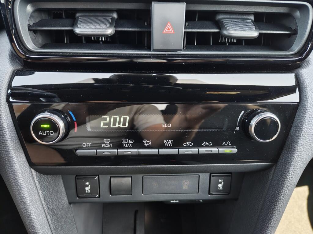 Toyota Yaris Cross 1.5 Hybrid 115 Dynamic | Stoel/Stuurverwarming | Android Auto - Image 18