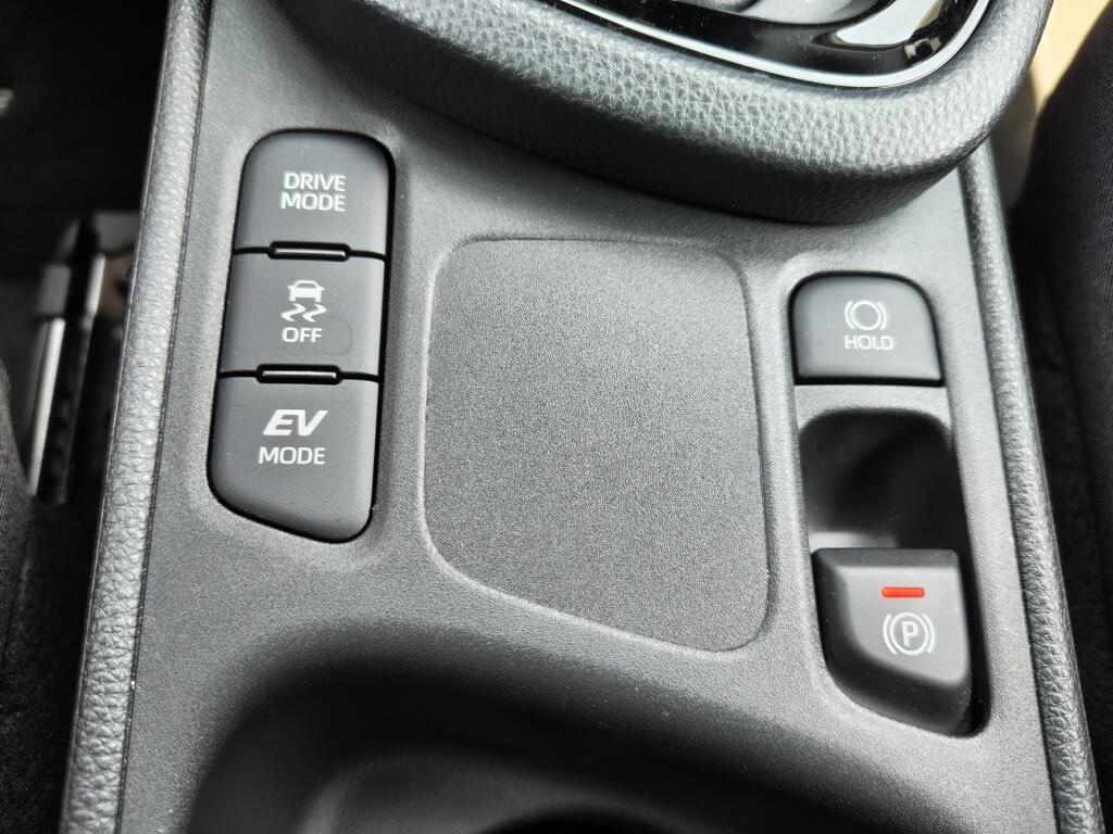 Toyota Yaris Cross 1.5 Hybrid 115 Dynamic | Stoel/Stuurverwarming | Android Auto - Image 22