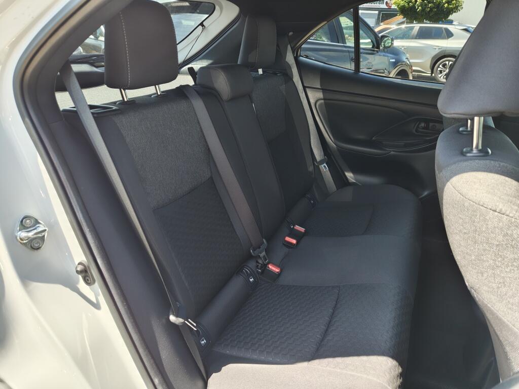 Toyota Yaris Cross 1.5 Hybrid 115 Dynamic | Stoel/Stuurverwarming | Android Auto - Image 31
