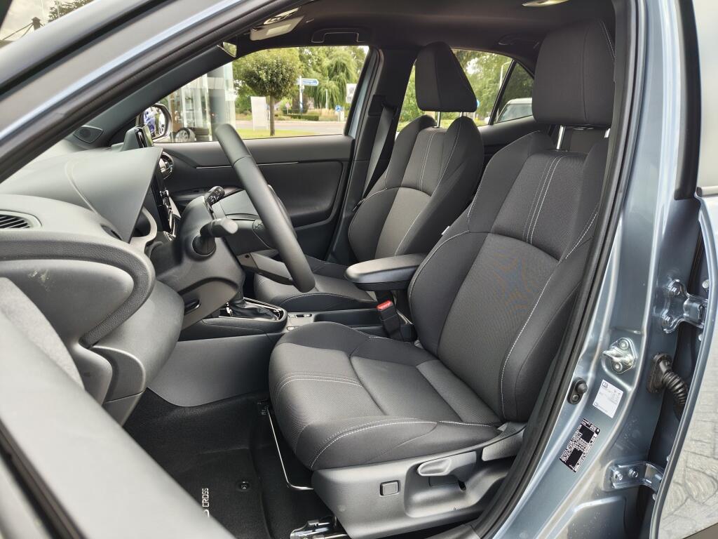 Toyota Yaris Cross 1.5 Hybrid 130 First Edition | Comfort Pack | Sensoren v/a | Stoelverw - Image 29