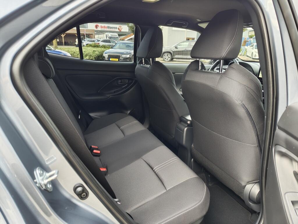 Toyota Yaris Cross 1.5 Hybrid 130 First Edition | Comfort Pack | Sensoren v/a | Stoelverw - Image 32