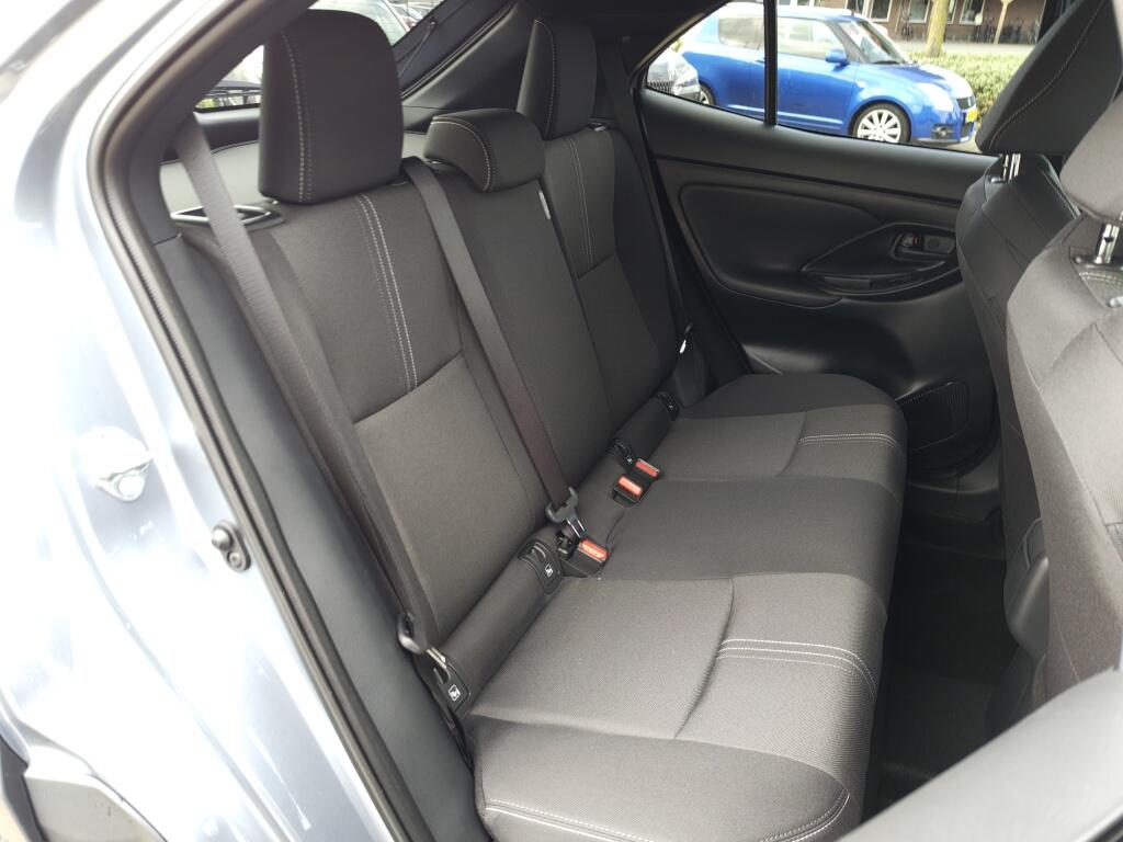Toyota Yaris Cross 1.5 Hybrid 130 First Edition | Comfort Pack | Sensoren v/a | Stoelverw - Image 33