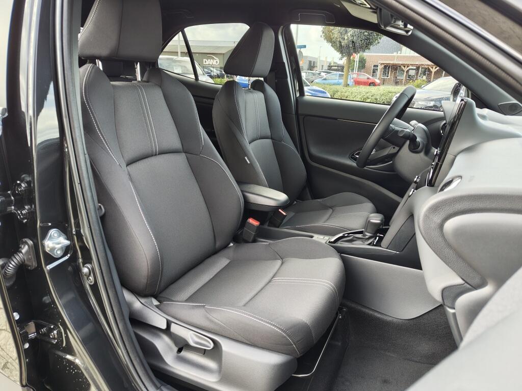 Toyota Yaris Cross 1.5 Hybrid 130 First Edition | Comfort Pack | Sensoren v/a | Stoelverw - Image 30