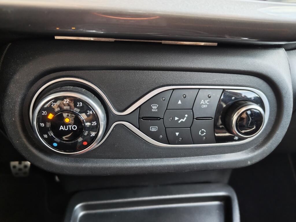 Renault Twingo 0.9 TCe GT | Cruise Control | Stoelverwarming | Navi | Achteruitrijcamera - Image 19