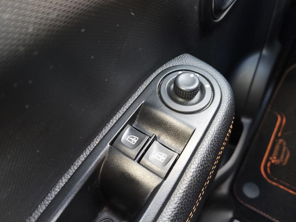 Renault Twingo 0.9 TCe GT | Cruise Control | Stoelverwarming | Navi | Achteruitrijcamera - Image 22
