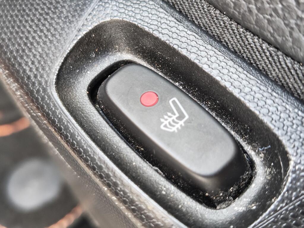 Renault Twingo 0.9 TCe GT | Cruise Control | Stoelverwarming | Navi | Achteruitrijcamera - Image 26