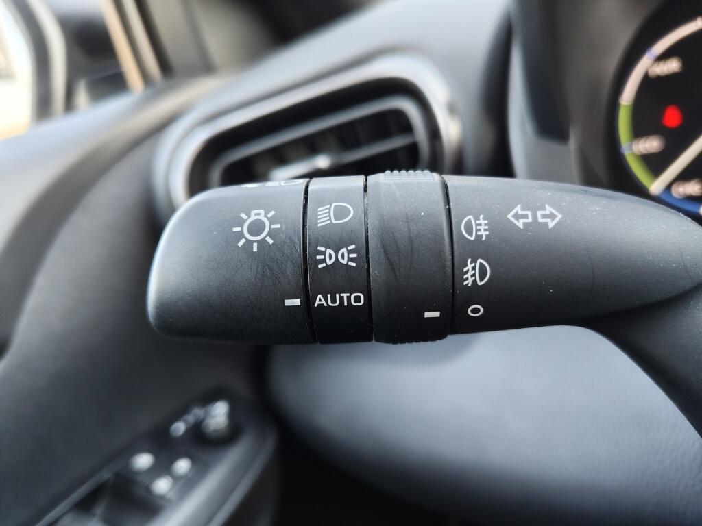 Toyota Yaris Cross 1.5 Hybrid GR Sport | JBL | Sensoren v/a | El. Achterklep | Stoelverwarming - Image 12