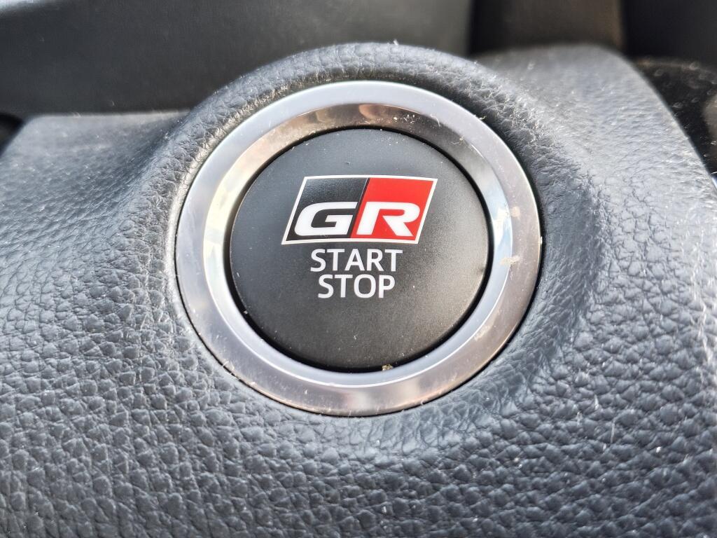 Toyota Yaris Cross 1.5 Hybrid GR Sport | JBL | Sensoren v/a | El. Achterklep | Stoelverwarming - Image 27