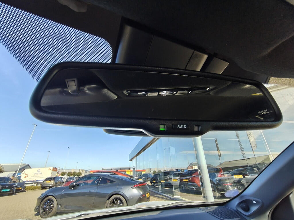 Toyota Yaris Cross 1.5 Hybrid GR Sport | JBL | Sensoren v/a | El. Achterklep | Stoelverwarming - Image 28