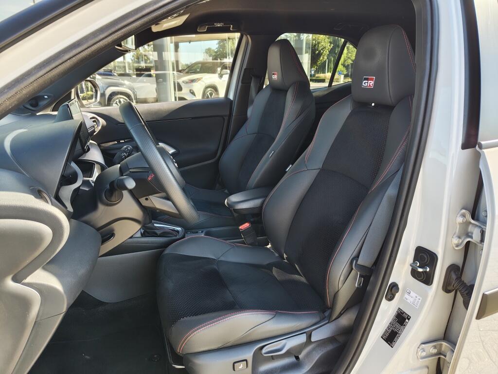 Toyota Yaris Cross 1.5 Hybrid GR Sport | JBL | Sensoren v/a | El. Achterklep | Stoelverwarming - Image 31