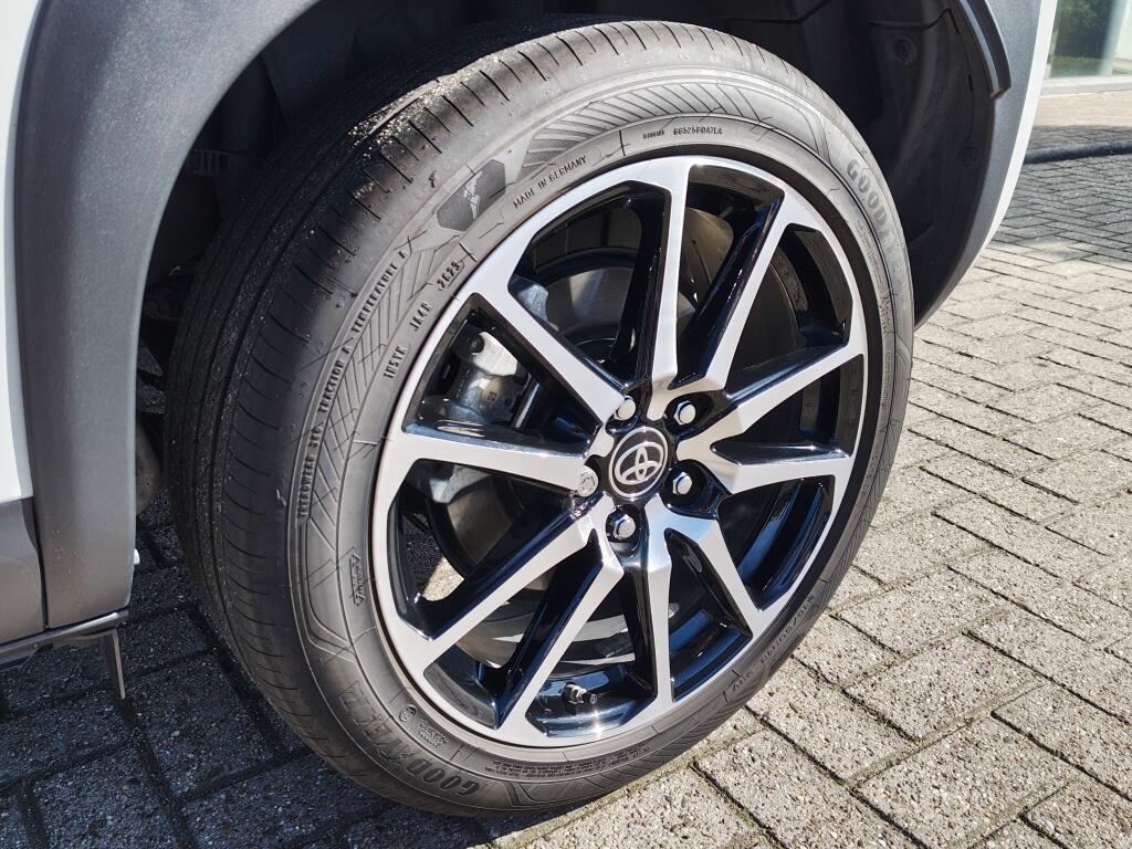 Toyota Yaris Cross 1.5 Hybrid GR Sport | JBL | Sensoren v/a | El. Achterklep | Stoelverwarming - Image 46