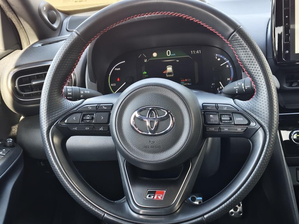 Toyota Yaris Cross 1.5 Hybrid GR Sport | JBL | Sensoren v/a | El. Achterklep | Stoelverwarming - Image 9