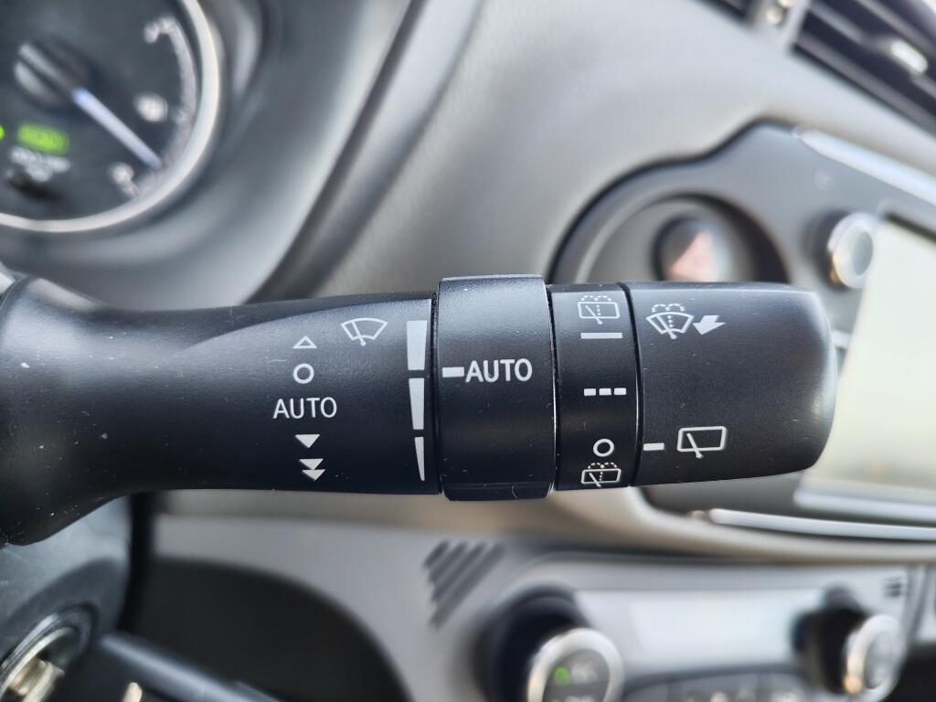 Toyota Yaris 1.5 Hybrid Aspiration | Stoelverwarming | Navi | El. Climate Control - Image 12