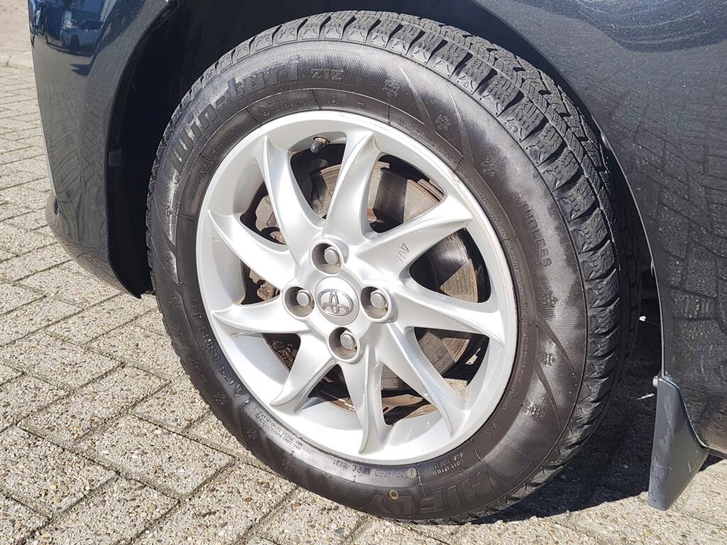 Toyota Yaris 1.5 Hybrid Aspiration | Stoelverwarming | Navi | El. Climate Control - Image 29