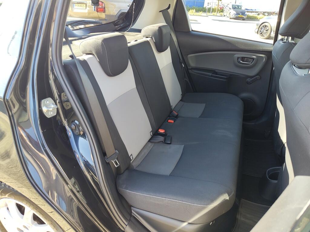 Toyota Yaris 1.5 Hybrid Aspiration | Stoelverwarming | Navi | El. Climate Control - Image 30