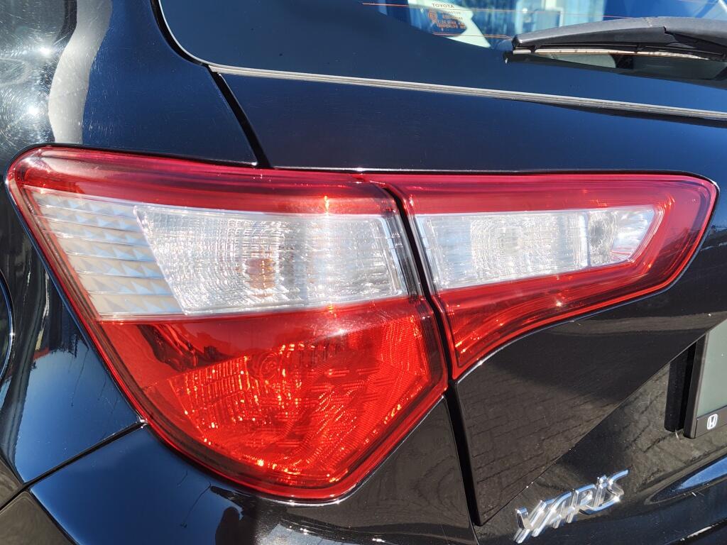 Toyota Yaris 1.5 Hybrid Aspiration | Stoelverwarming | Navi | El. Climate Control - Image 32