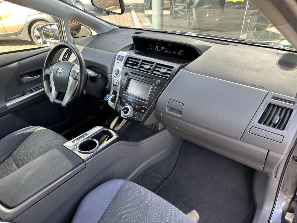 Toyota Prius Wagon 1.8 Aspiration | Panoramadak | HUD | 7-persoons! - Image 10