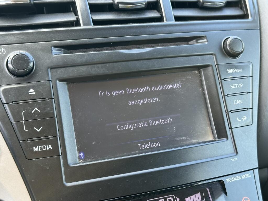 Toyota Prius Wagon 1.8 Aspiration | Panoramadak | HUD | 7-persoons! - Image 16