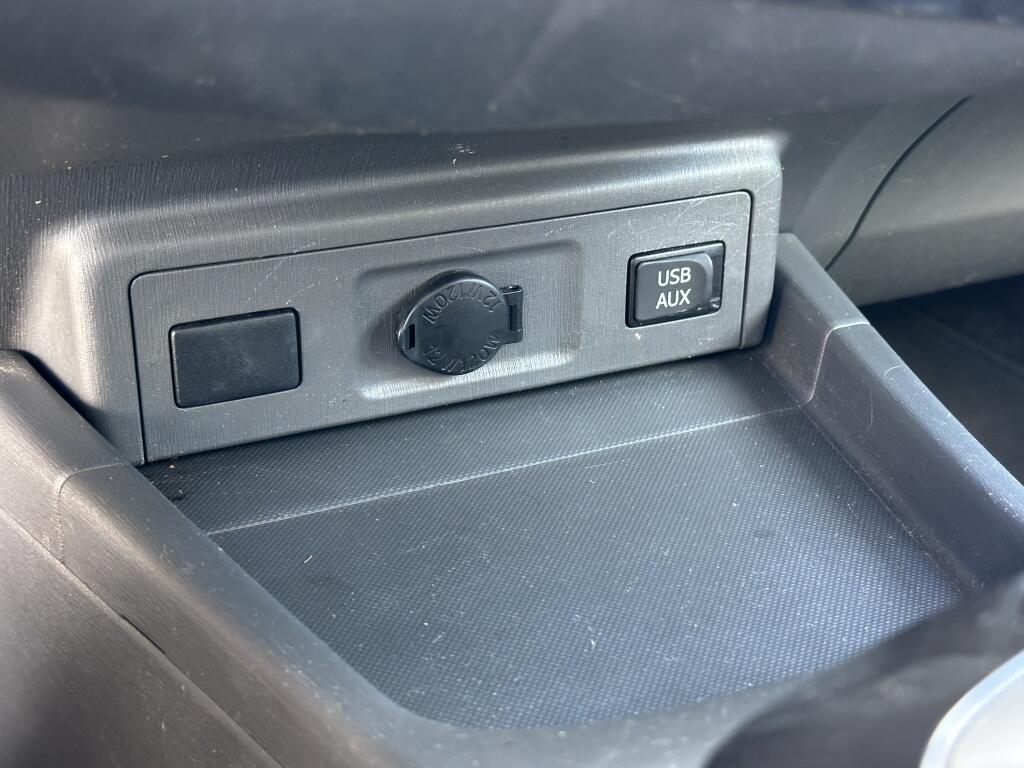Toyota Prius Wagon 1.8 Aspiration | Panoramadak | HUD | 7-persoons! - Image 19