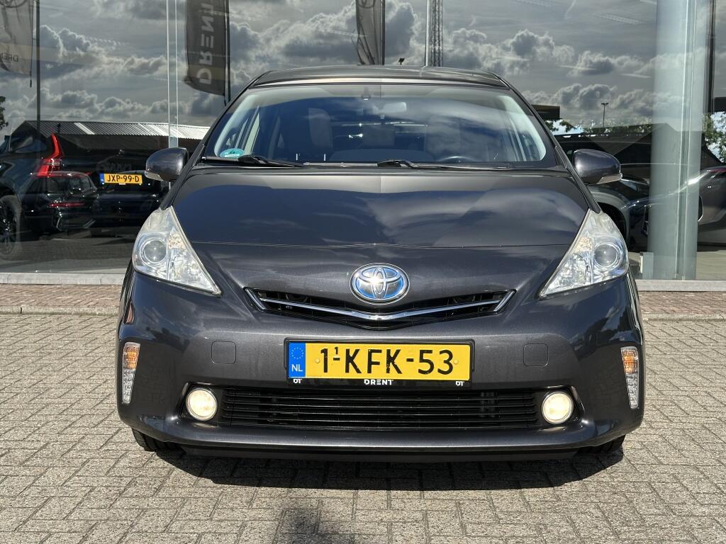Toyota Prius Wagon 1.8 Aspiration | Panoramadak | HUD | 7-persoons! - Image 2