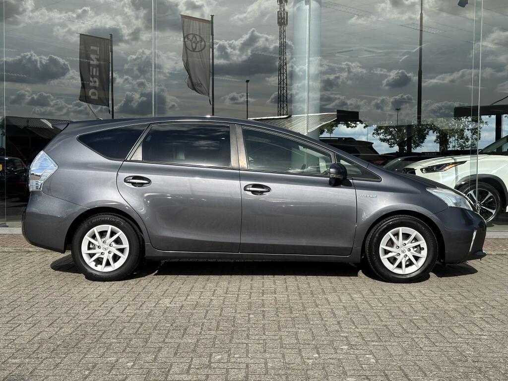 Toyota Prius Wagon 1.8 Aspiration | Panoramadak | HUD | 7-persoons! - Image 4