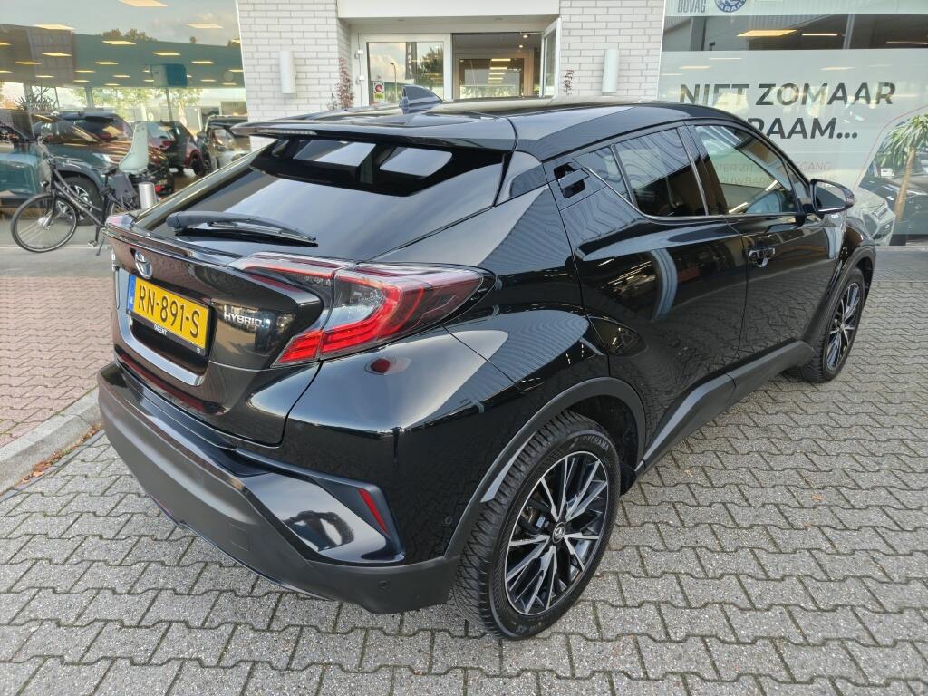 Toyota C-HR 1.8 Hybrid Executive - Image 5