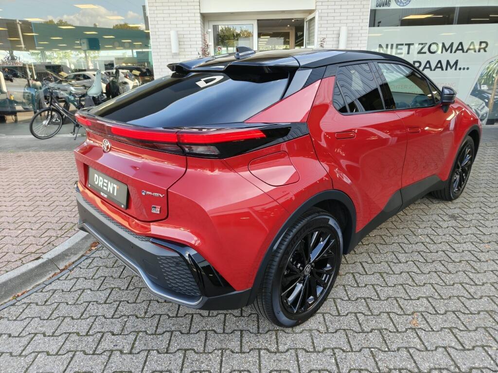 Toyota C-HR 2.0 PHEV 200 GR SP - Image 2