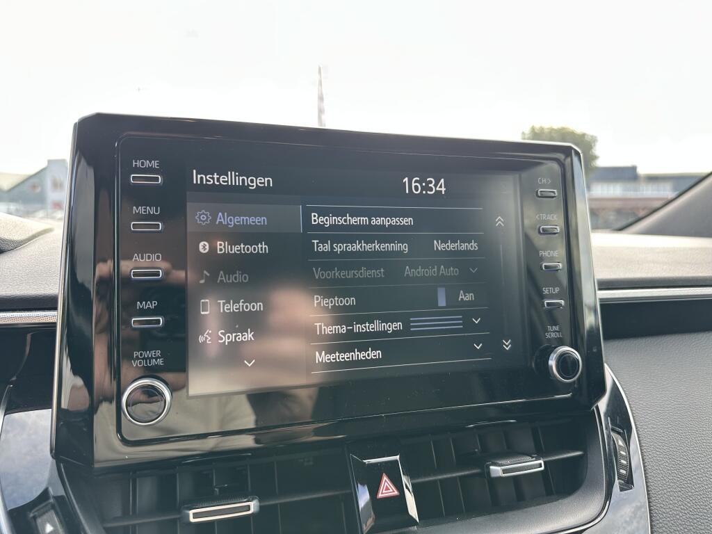 Toyota Corolla Touring Sports 2.0 Hybrid Style | Trekhaak | HUD | Stuur- en stoelverwarming - Image 16
