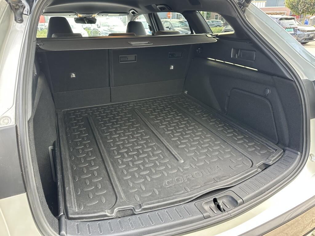Toyota Corolla Touring Sports 2.0 Hybrid Style | Trekhaak | HUD | Stuur- en stoelverwarming - Image 28