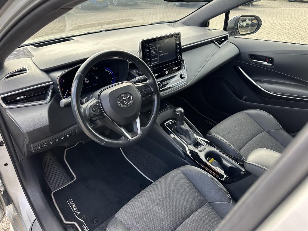 Toyota Corolla Touring Sports 2.0 Hybrid Style | Trekhaak | HUD | Stuur- en stoelverwarming - Image 9