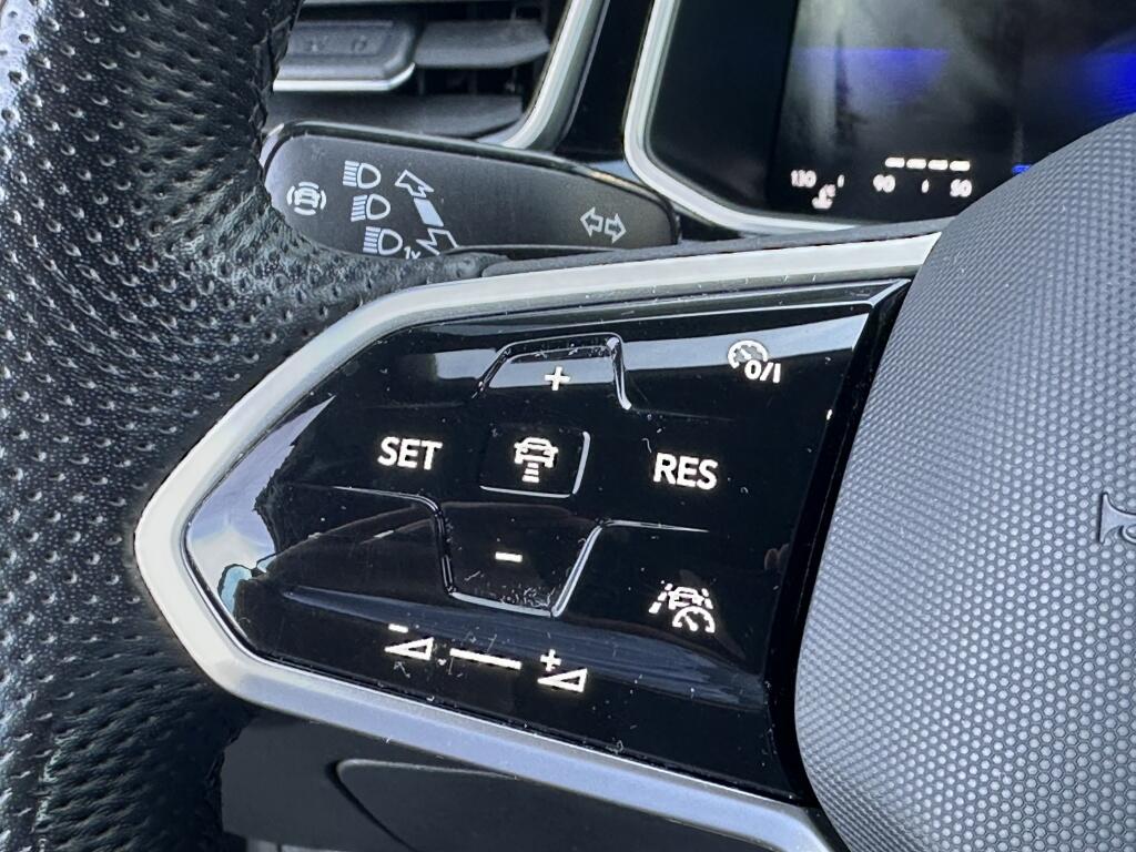 Volkswagen T-Roc Cabrio 1.5 TSI R-Line automaat | 150PK | Virtual Cockpit | Trekhaak - Image 16