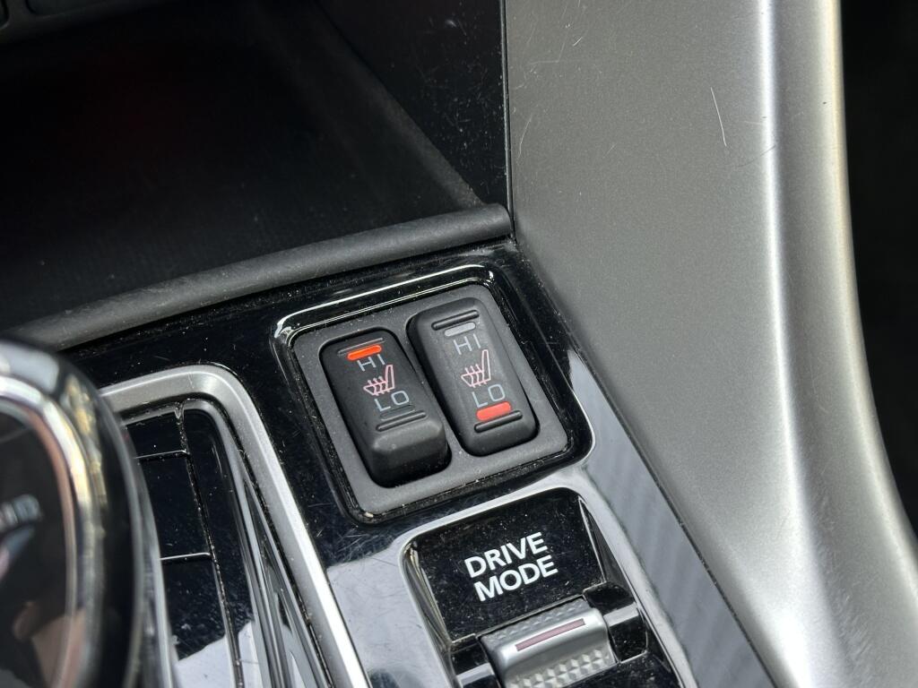 Mitsubishi Eclipse Cross 2.4 PHEV First Edition | Trekhaak | HUD | Stoelverwarming - Image 20