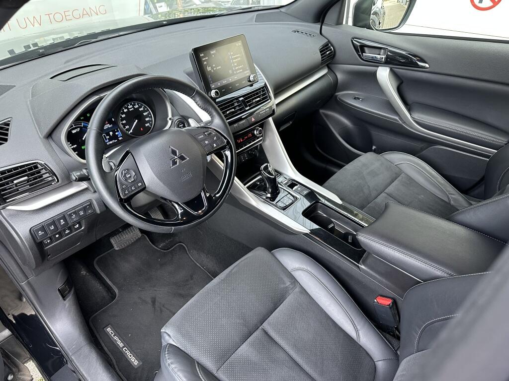 Mitsubishi Eclipse Cross 2.4 PHEV First Edition | Trekhaak | HUD | Stoelverwarming - Image 9
