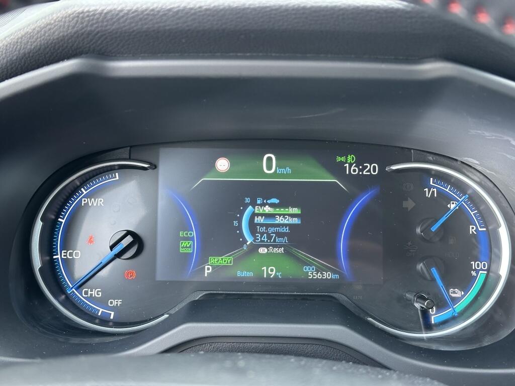 Toyota RAV4 2.5 PLUG-IN AWD Hybrid Bi-Tone Plus | BEARLOCK | 360 camera - Image 10